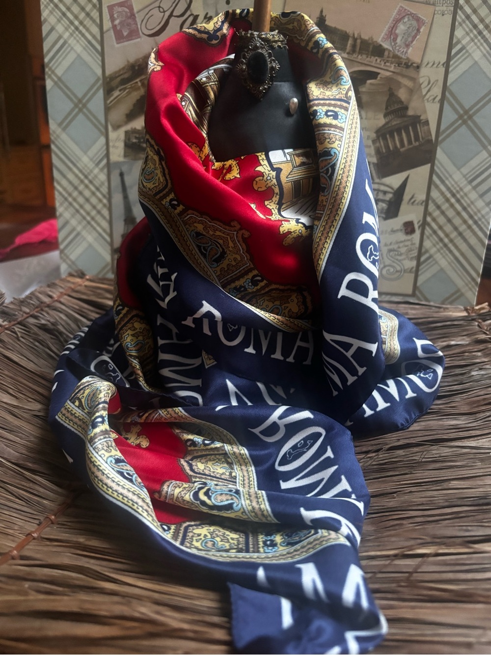 VTG Roma Italy square landmark scarf
